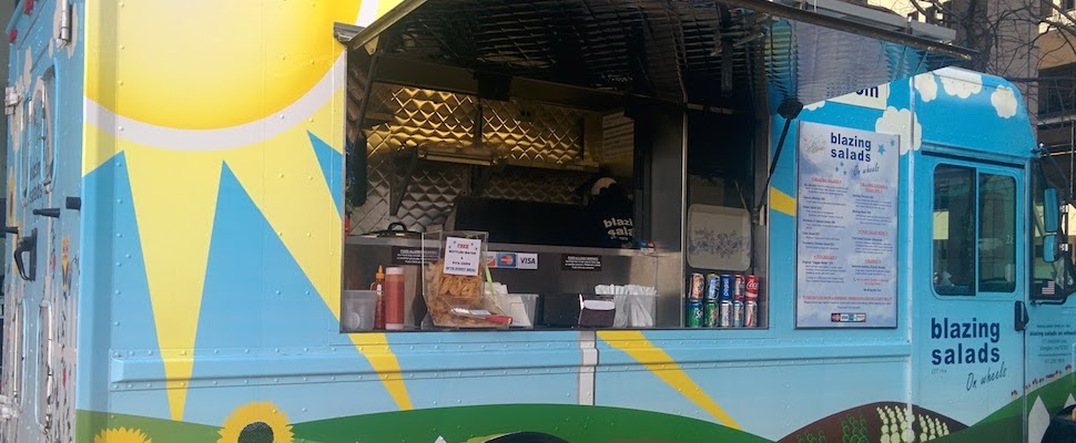 Food Truck Blazing Salads: Ensaladas y Pita Power